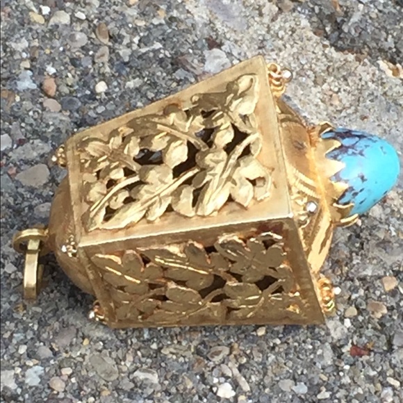 🌟SOLD!🌟 18KT Venetian Etruscan Fob Pendant/Charm - Picture 4 of 8